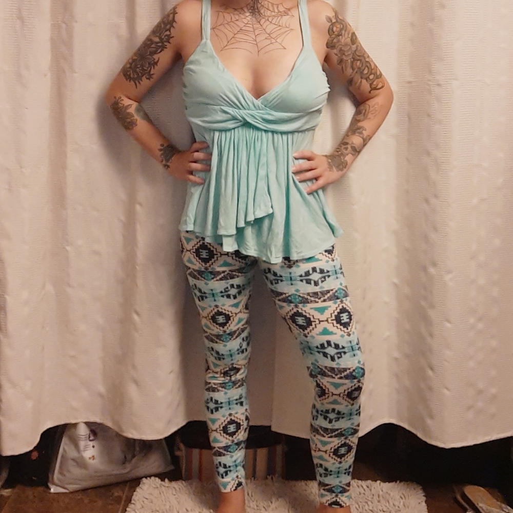 Poof! Leggings